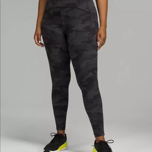 NWT Lululemon Swift Soeed HR Tight 28”